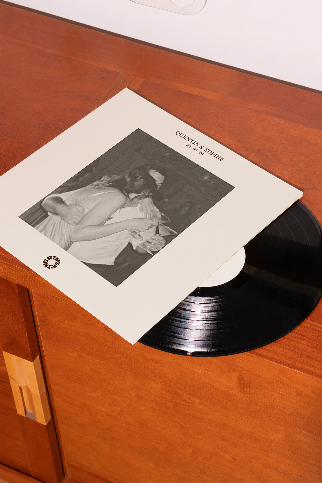 Custom vinyl record wedding keepsake — Ring Ring France